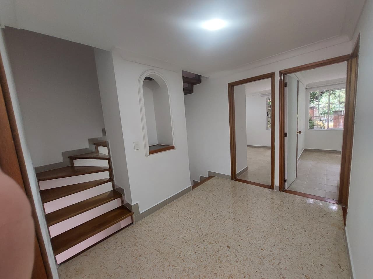 Duplex House for Rent, Castropol - El Poblado Area, Santa Catalina Complex