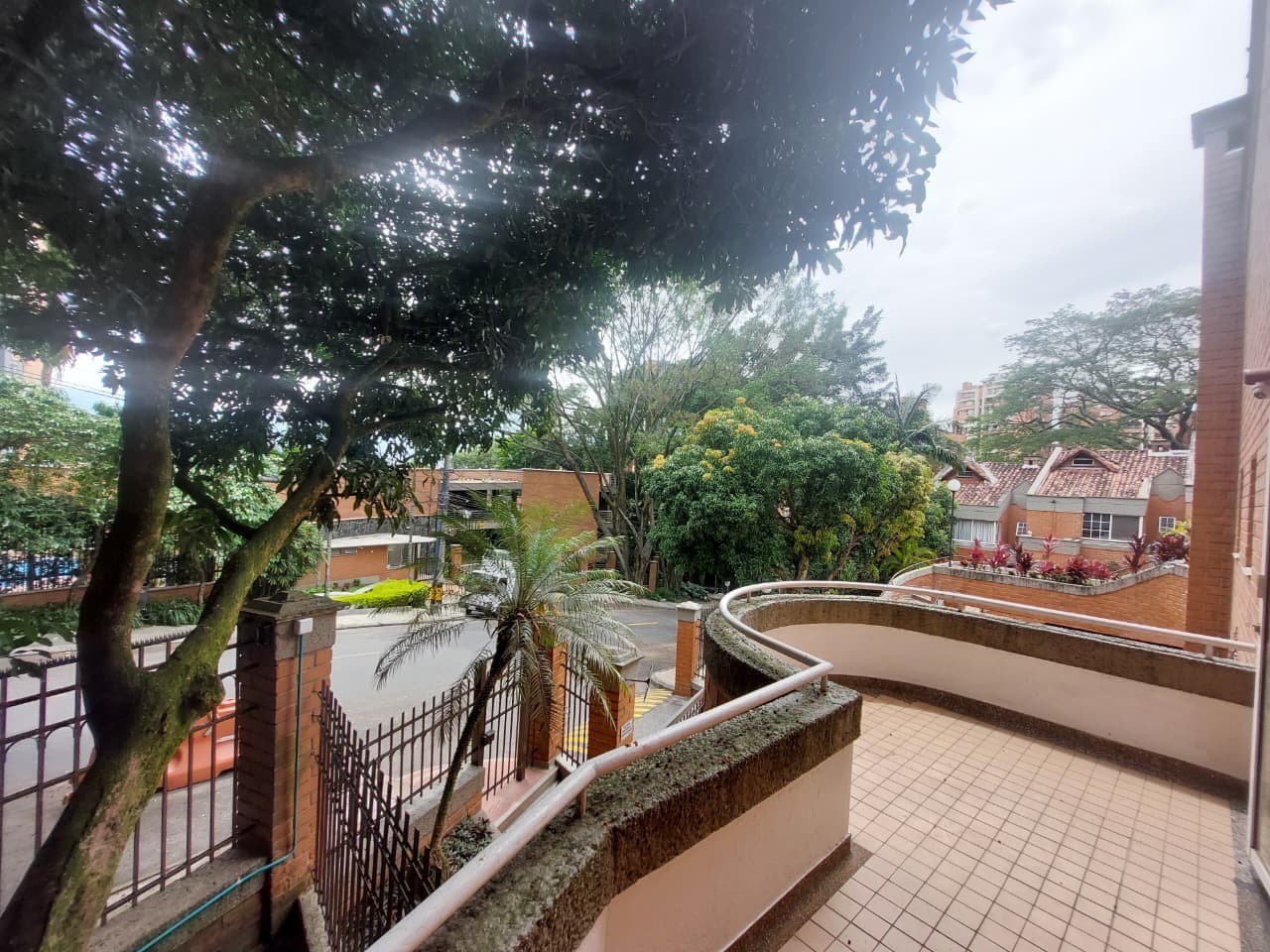 Duplex House for Rent, Castropol - El Poblado Area, Santa Catalina Complex