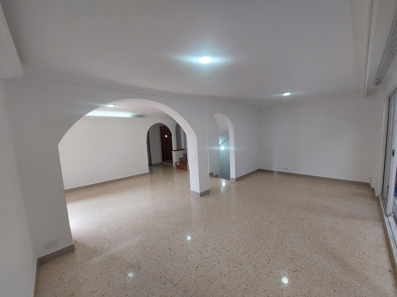 Duplex House for Rent, Castropol - El Poblado Area, Santa Catalina Complex