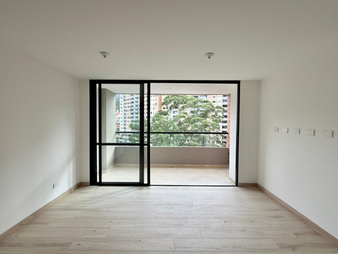Apartment for Rent, Camino Verde Area - Envigado, Rio Complex