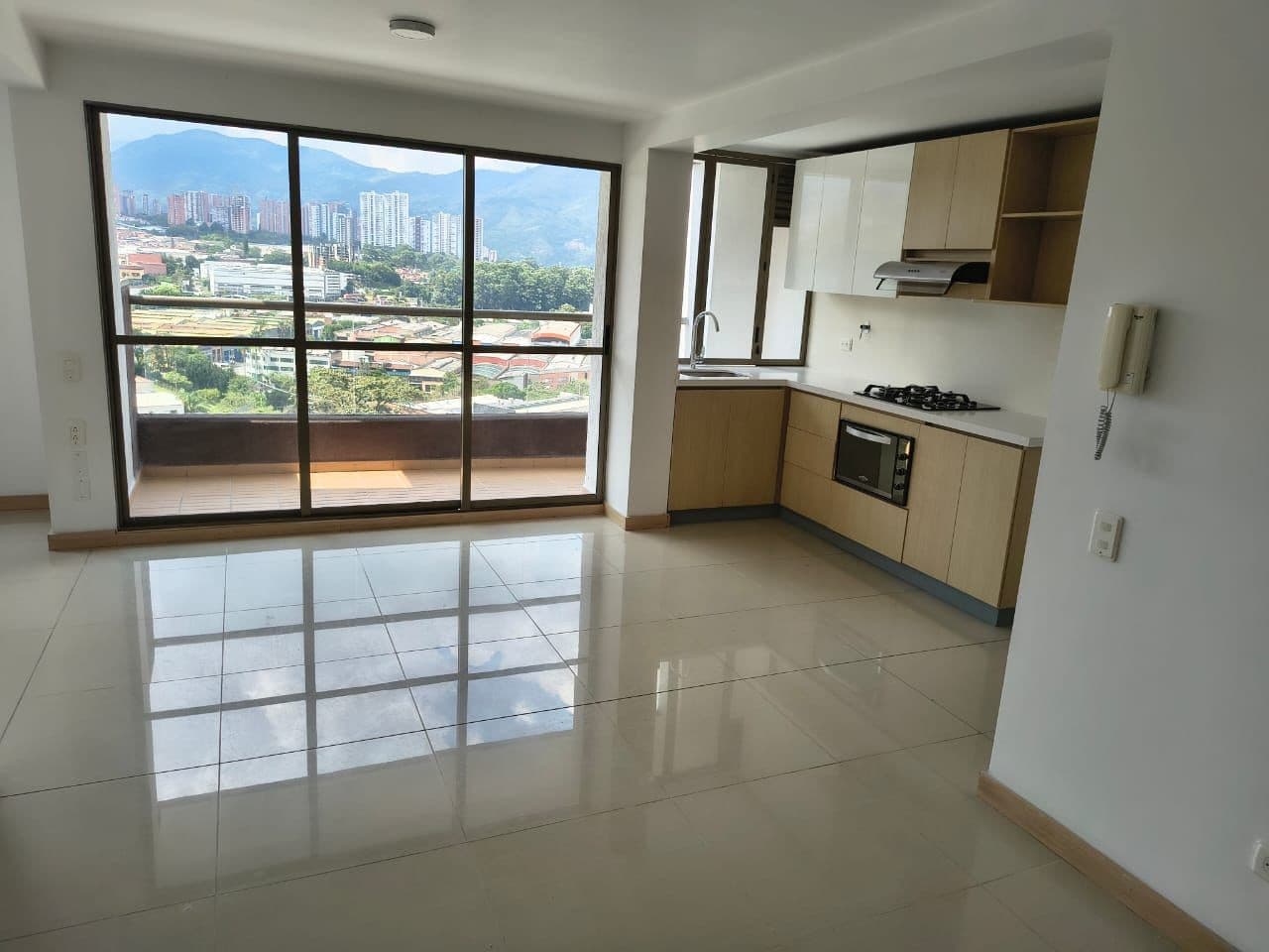 Apartment for Sale, Pan de Azúcar Neighborhood - Sabaneta, Amonte Complex