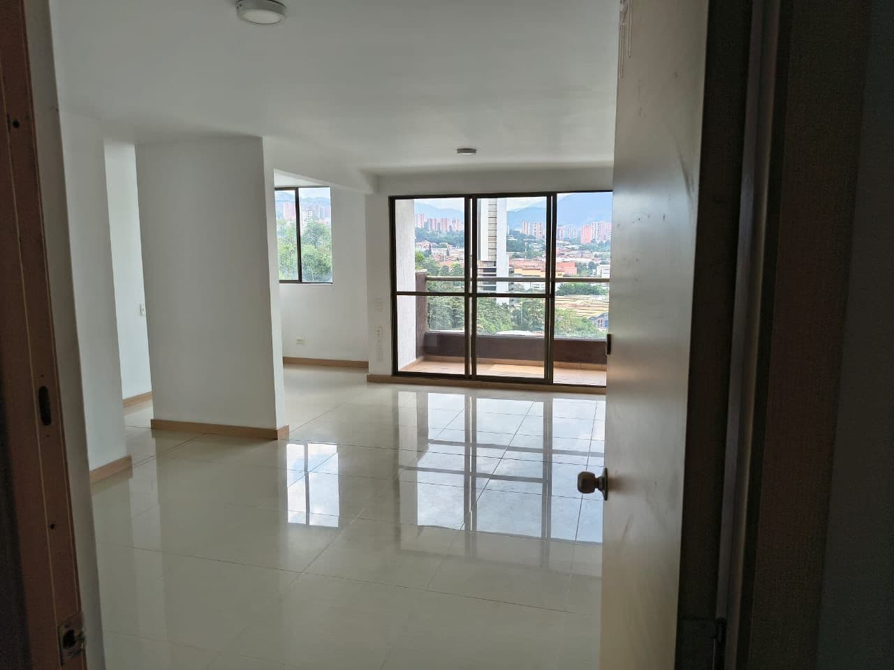 Apartment for Sale, Pan de Azúcar Neighborhood - Sabaneta, Amonte Complex