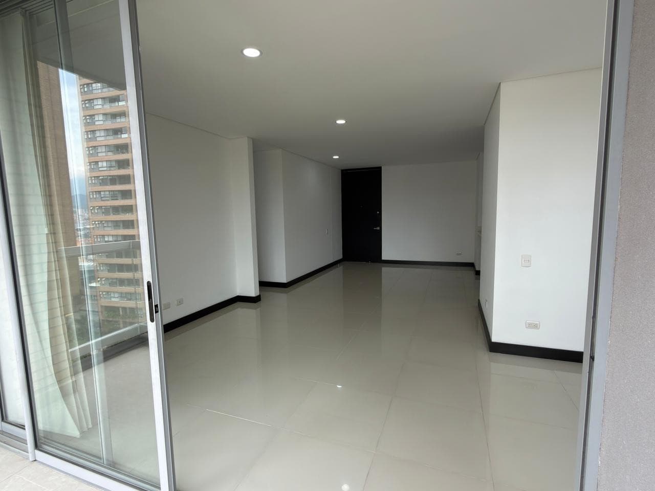 Apartment for Sale, Lalinde - El Poblado Area, Novecentro Complex