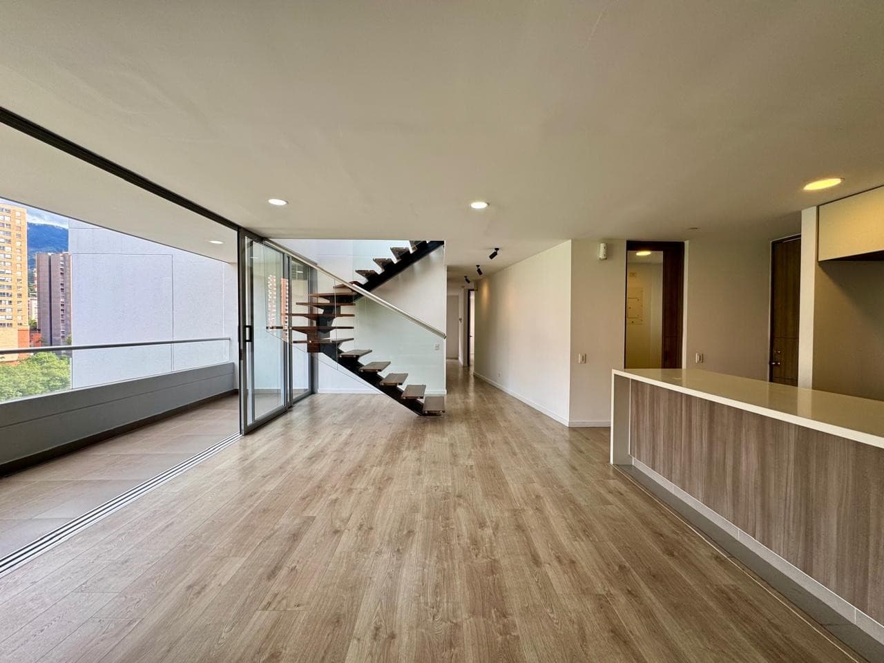 Duplex Penthouse for Rent, Loma de las Brujas Neighborhood - Envigado, Entrepinos Complex