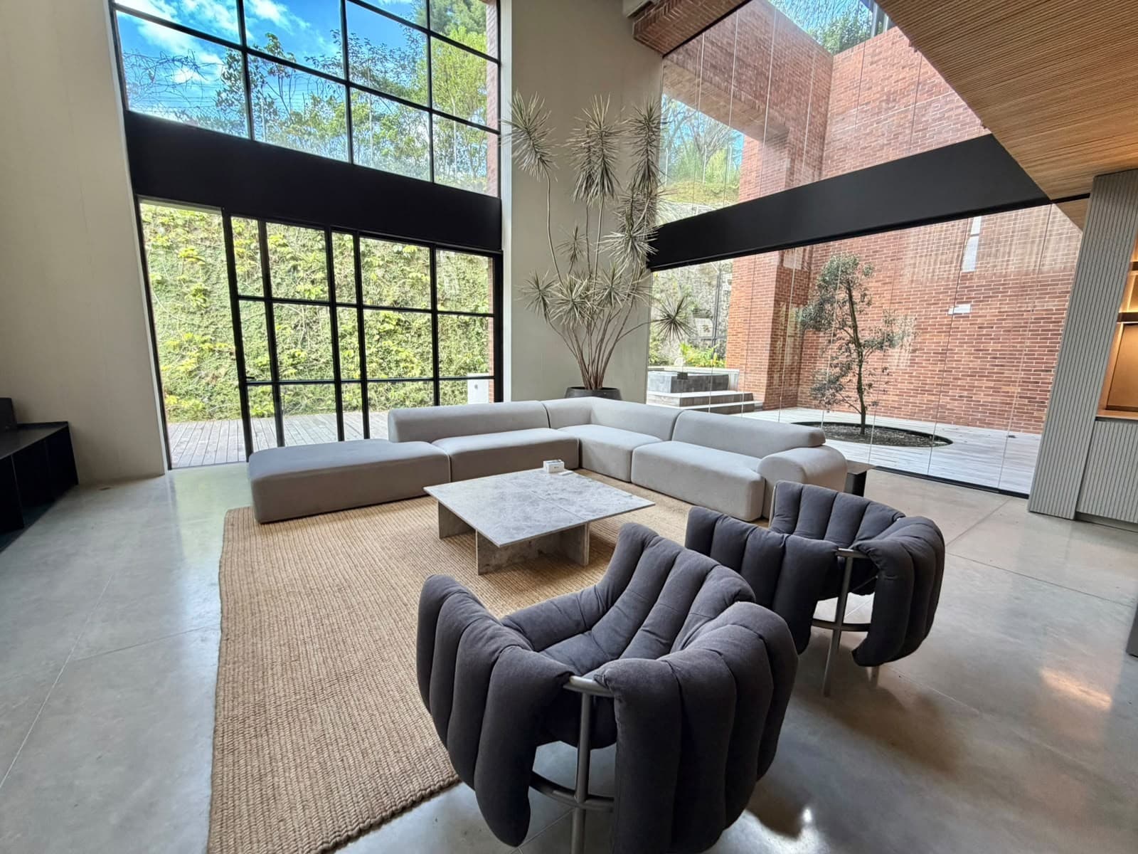Duplex Apartment for Sale, El Tesoro Neighborhood - El Poblado