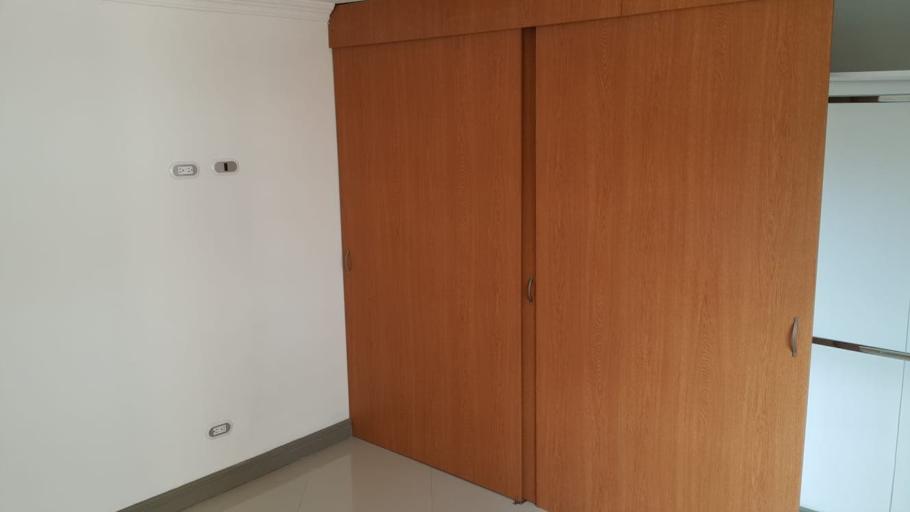 Apartment for Rent, Calasanz Neighborhood - Andalucia Complex