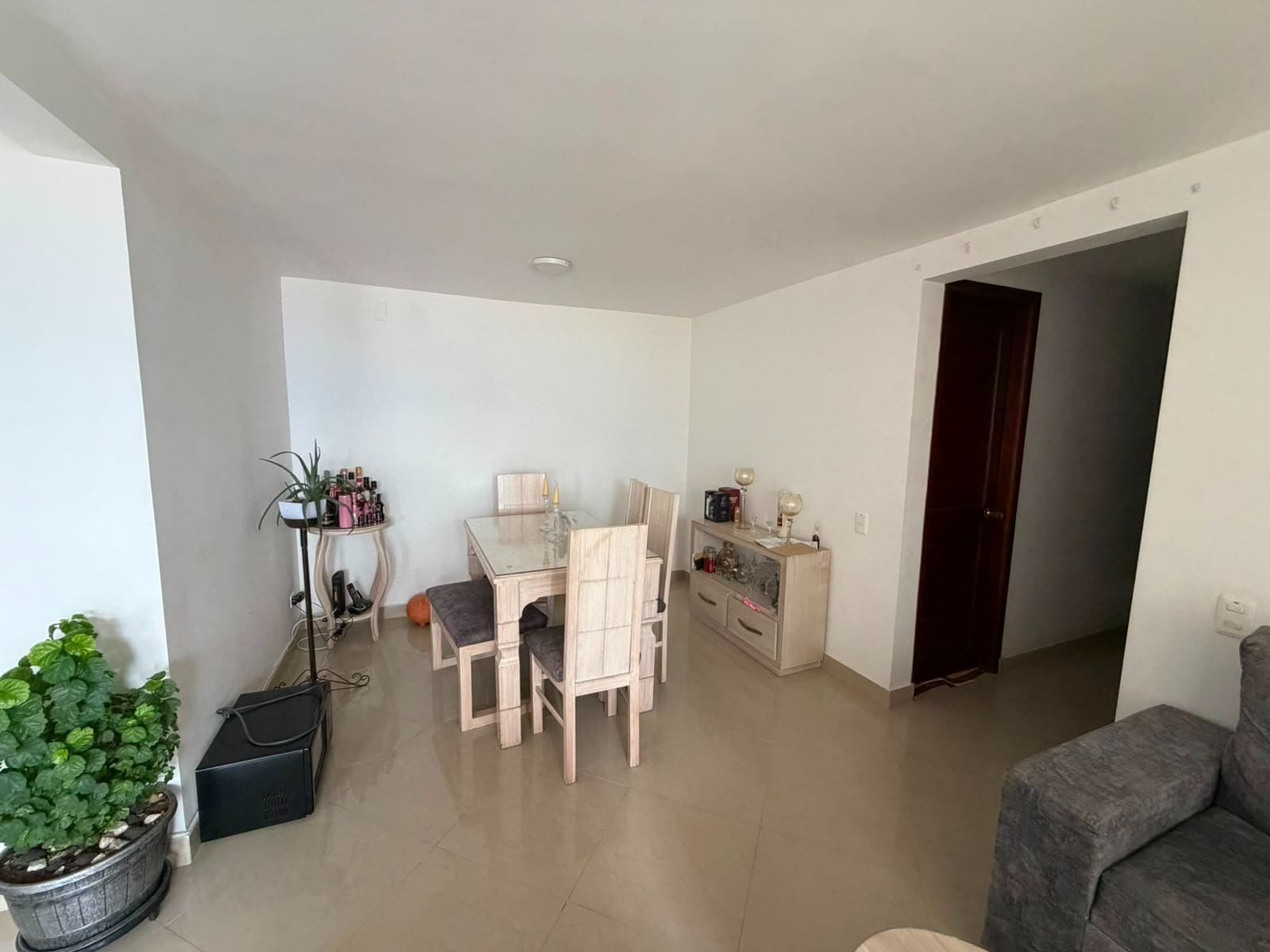 Apartment for Sale, Setor Belén Los Alpes - Medellín, Alpes Plaza Complex