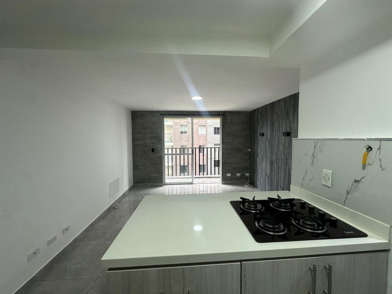 Apartment for Sale, Maria Auxiliadora Neighborhood - Sabaneta, El Paraiso Complex