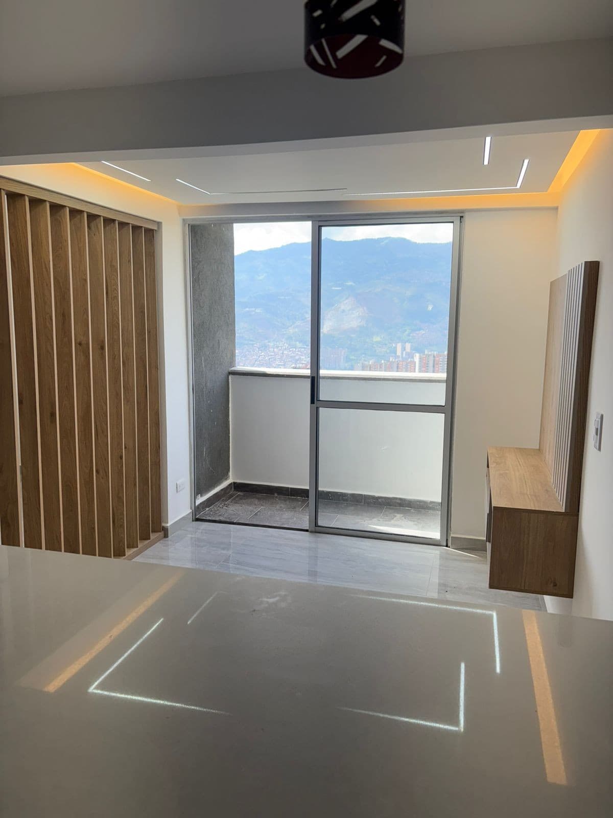 Apartment for Rent, Bucaros - Bello Area, Montiara Complex