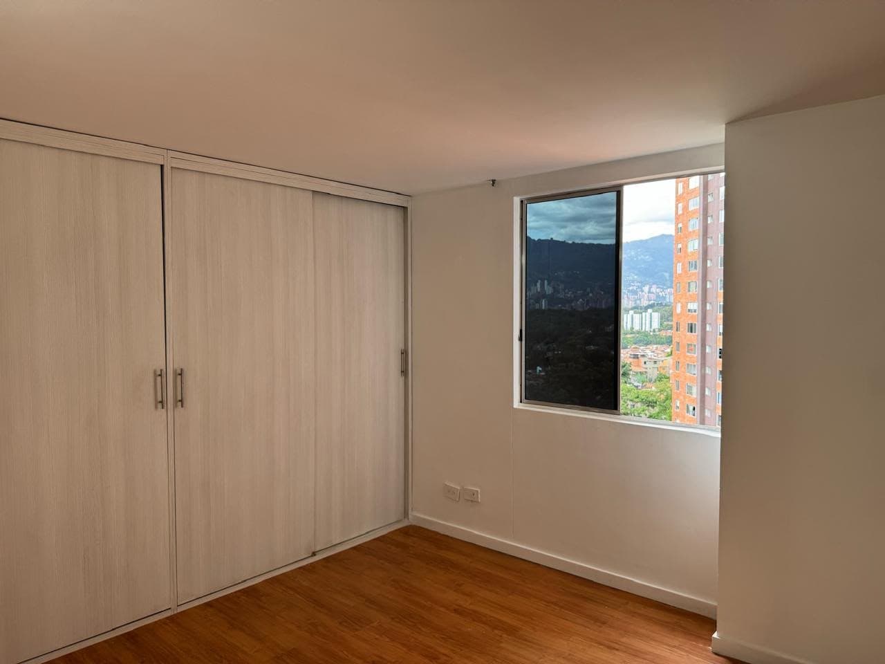Apartment for Sale, Loma de los Bernal Area - Belén, Mirador de los Bernal Complex