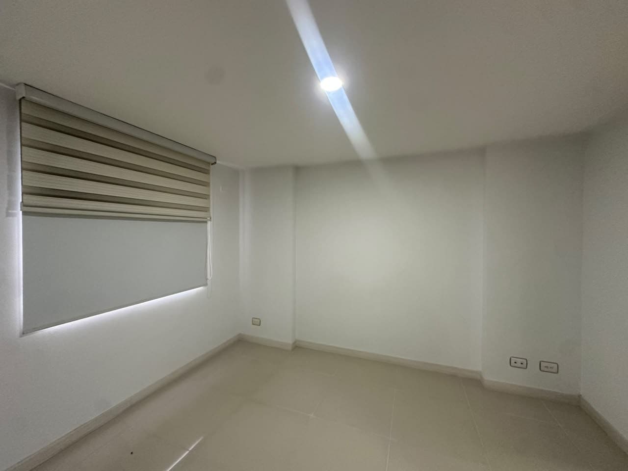 Apartment for Rent, Ciudad del Río - Poblado Area, Plaza del Río Complex