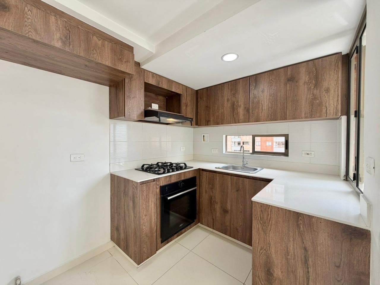 Apartment for Rent, Santa Ana - Bello Area, Flor Apartamentos Complex