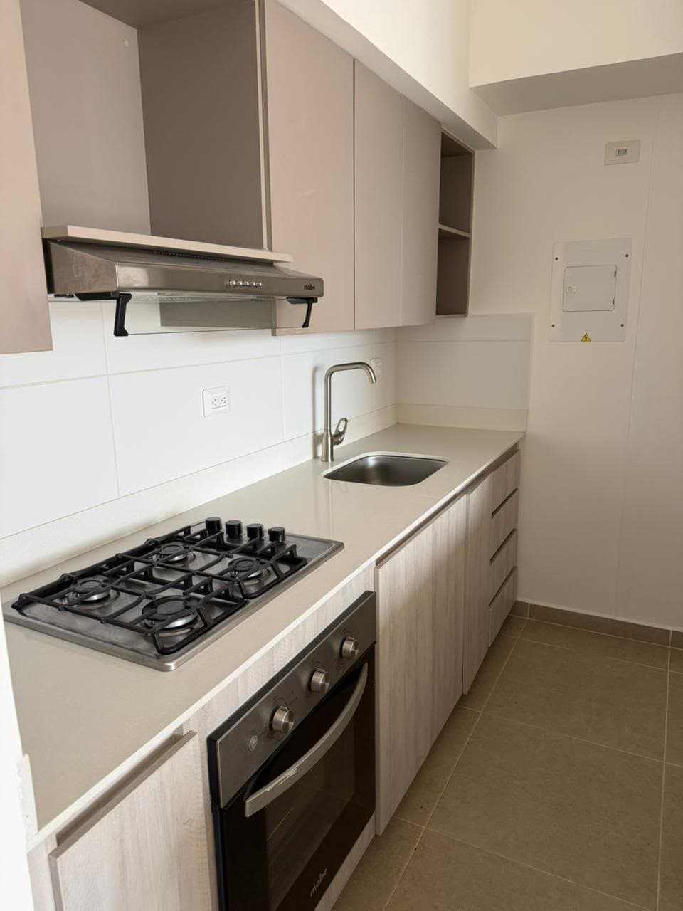 Apartment for Rent, Ciudad del Río - El Poblado Area, Ferrara del Río Complex