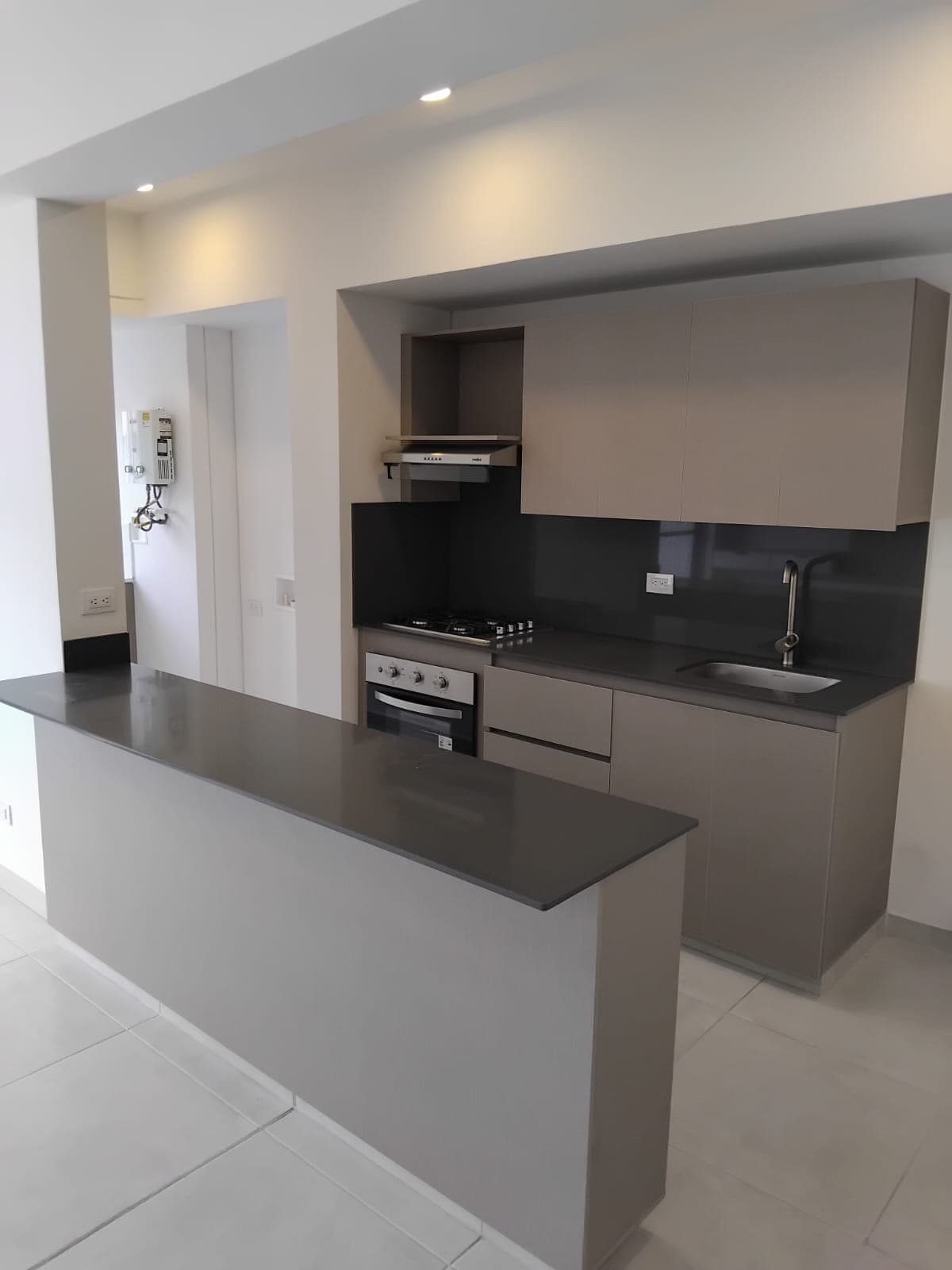 Apartment for Rent, Las Vegas Neighborhood - Envigado, Terrazas Del Rio Complex