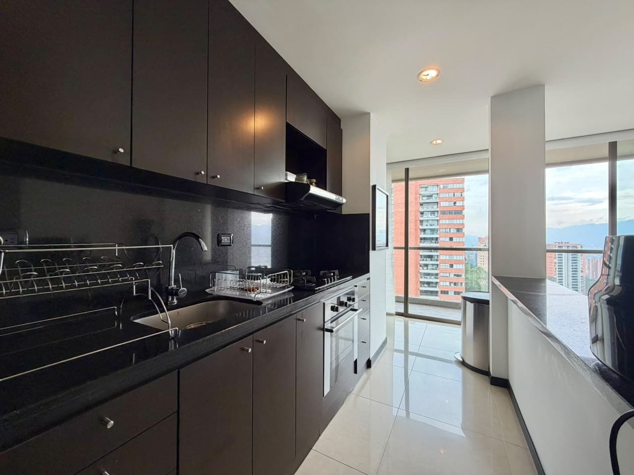 Apartment for Rent, Cola Del Zorro - Poblado Area, Zandalo Complex