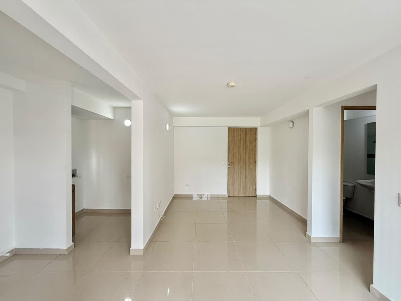 Apartment for Rent, Santa Ana - Bello Area, Flor Complex
