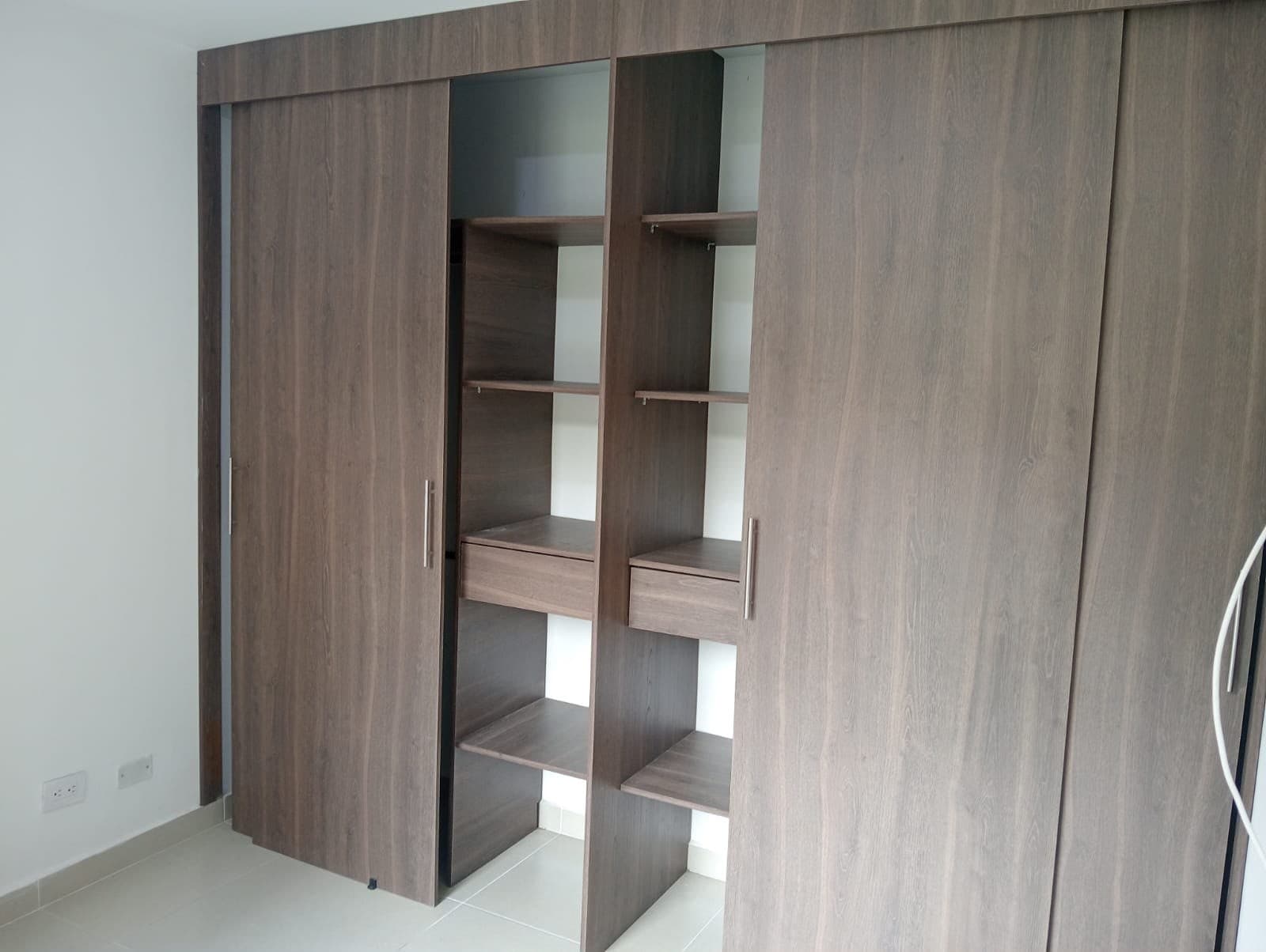Apartment for Rent in the Los Gomez Neighborhood - Itagüí, Bulevar Verde Complex