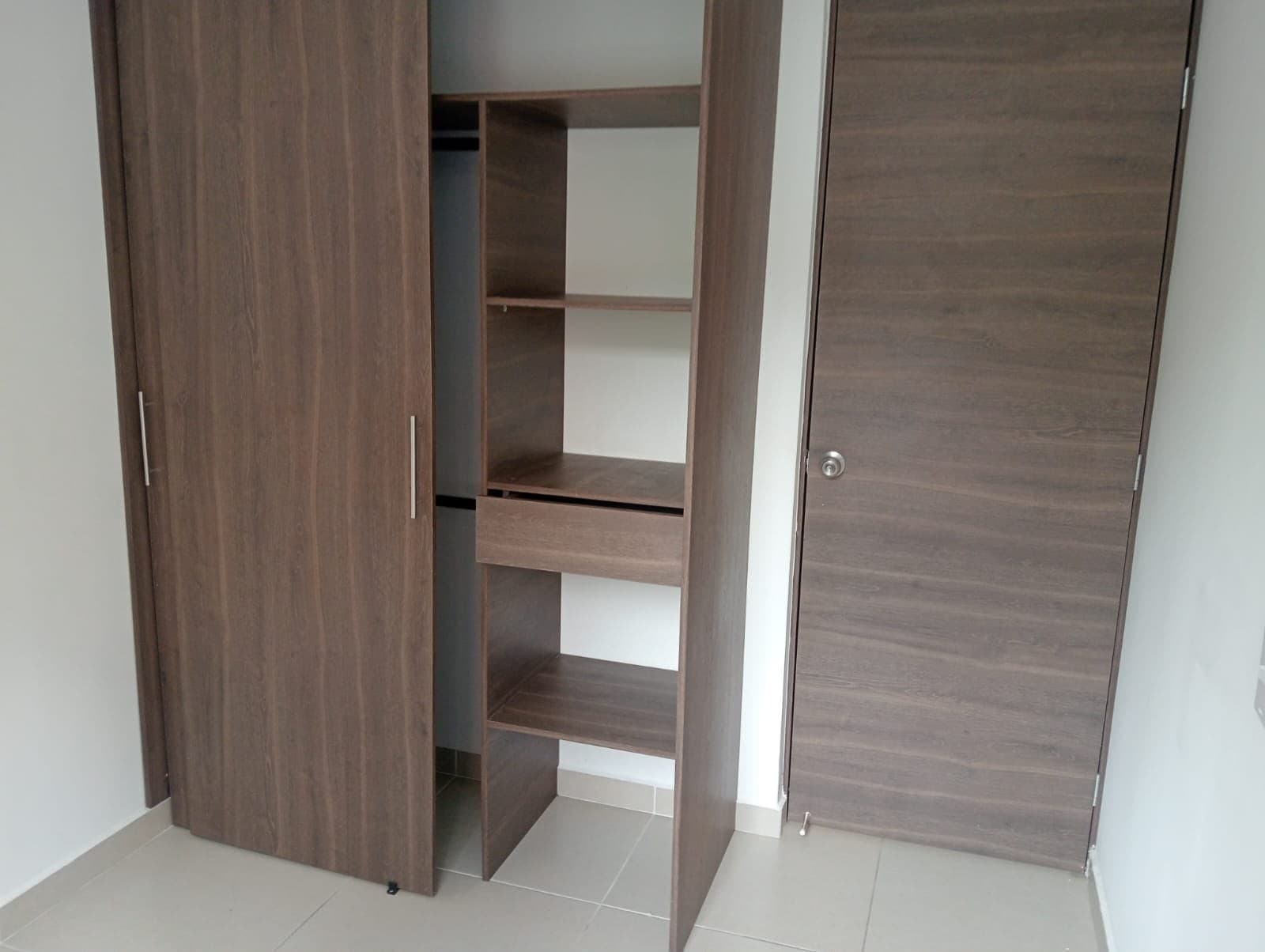 Apartment for Rent in the Los Gomez Neighborhood - Itagüí, Bulevar Verde Complex
