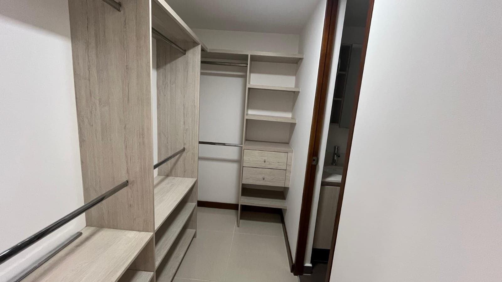 Apartment for Sale, Calasanz Upper District - El Rosal Complex