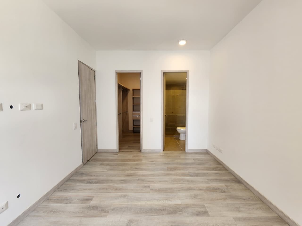 Apartment for Sale, Belen Los Bernal Area - Mirador De Los Bernal Complex