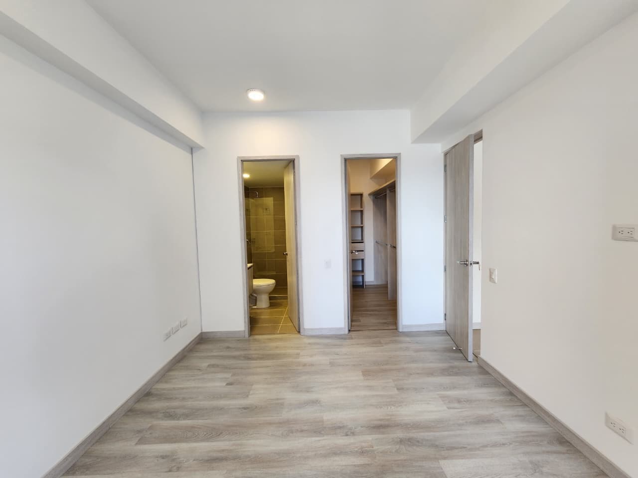 Apartment for Sale, Belen Los Bernal Area - Mirador De Los Bernal Complex
