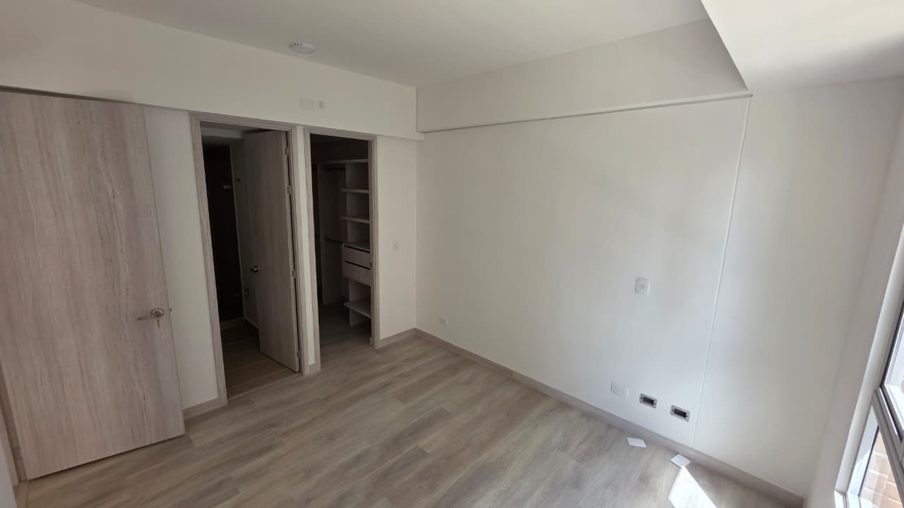 Studio Apartment for Sale, Ciudad del Río - El Poblado Area