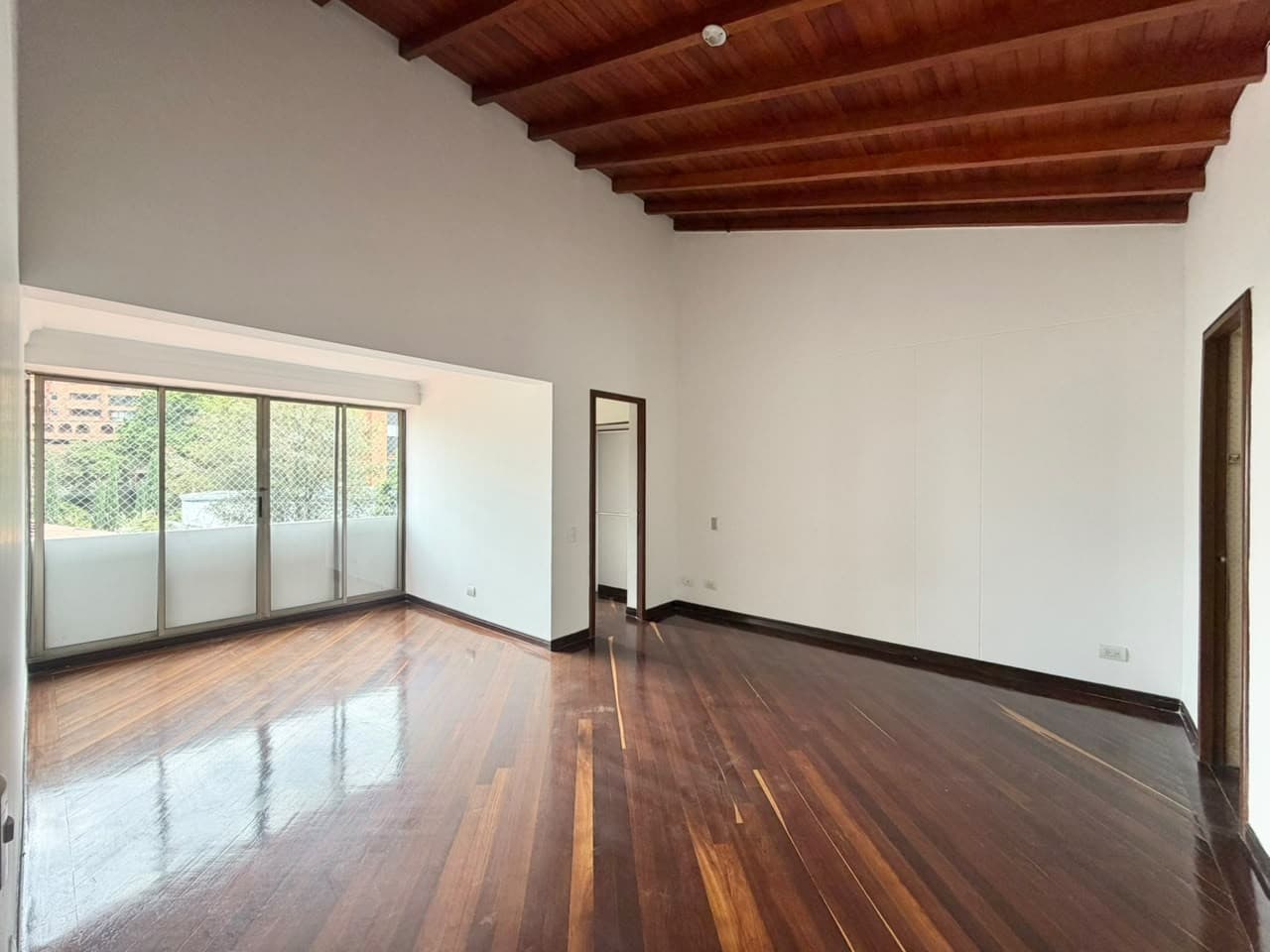 Duplex House for Sale, Las Palmas - Poblado Neighborhood, Villas del Country Complex