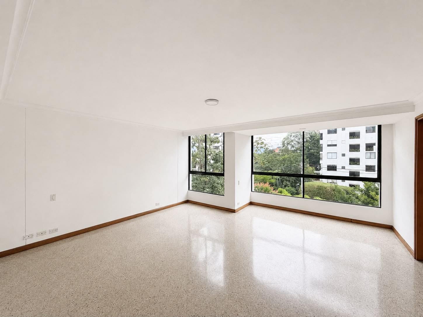 Apartment for Rent, Los Balsos Neighborhood - El Poblado