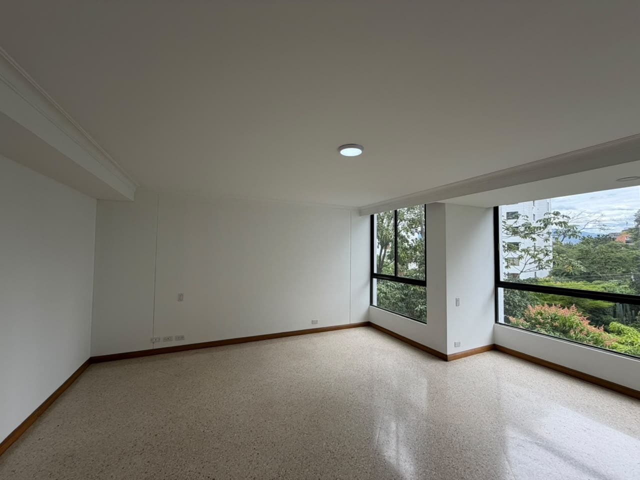 Apartment for Rent, Los Balsos Neighborhood - El Poblado