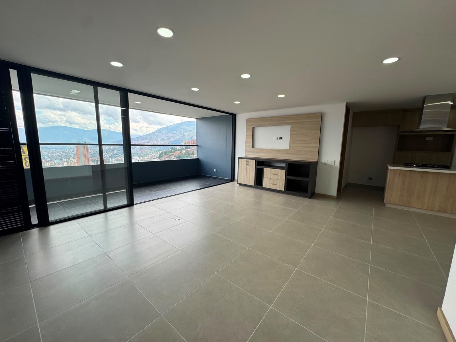 Apartment for Rent - Las Palmas Neighborhood, Poblado