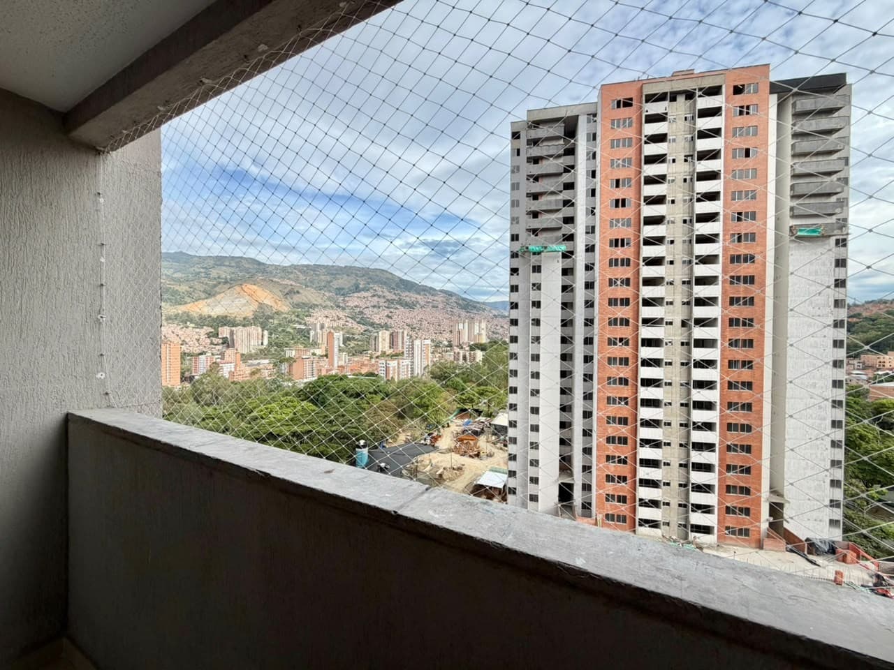 Apartment for Rent - Los Puertos Neighborhood, Bello