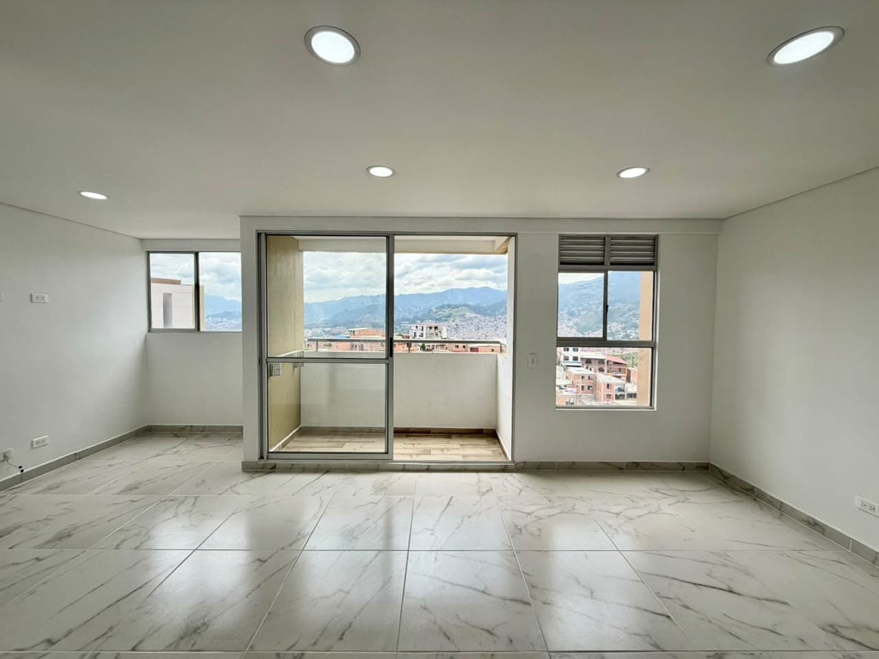 Apartment for Sale - Calazans Neighborhood