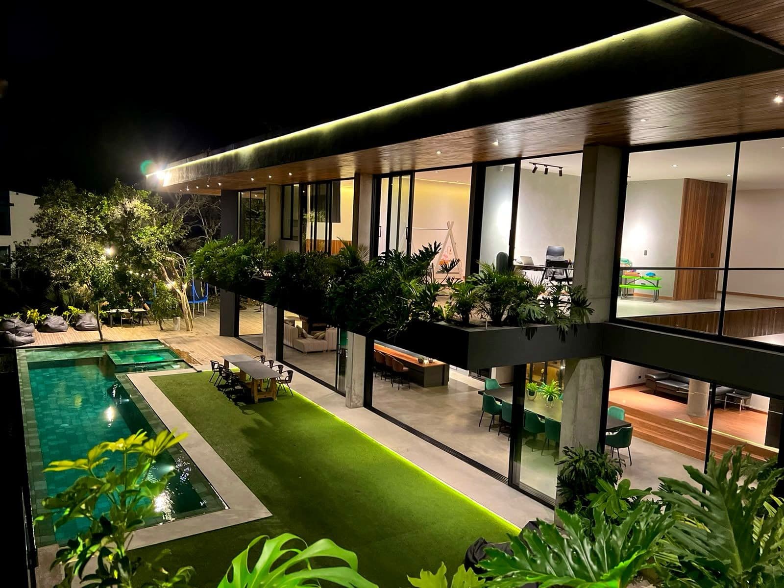 House for Sale - Norteamerica Neighborhood, Bello