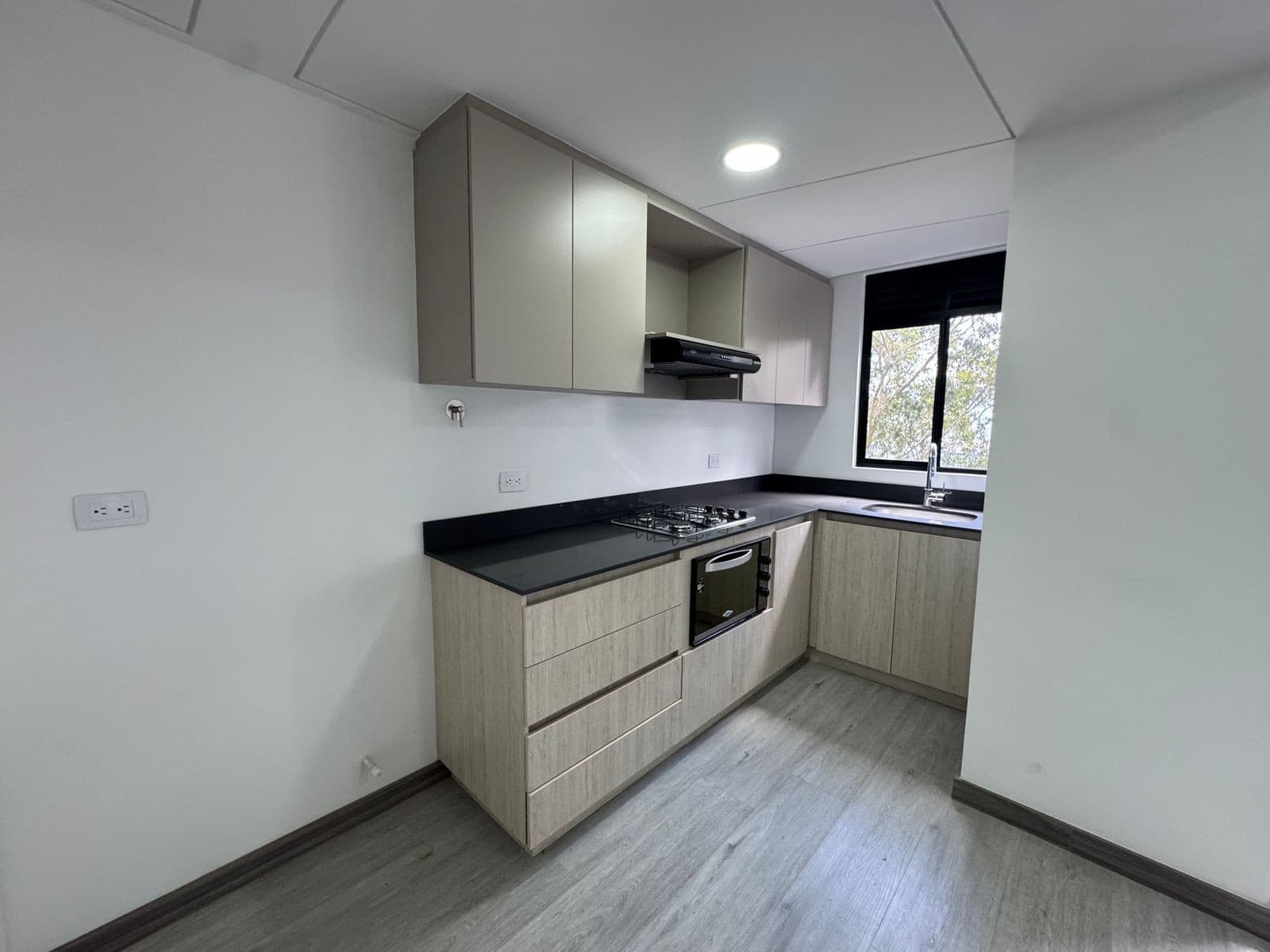 Apartment for Rent - Las Palmas Neighborhood, Poblado