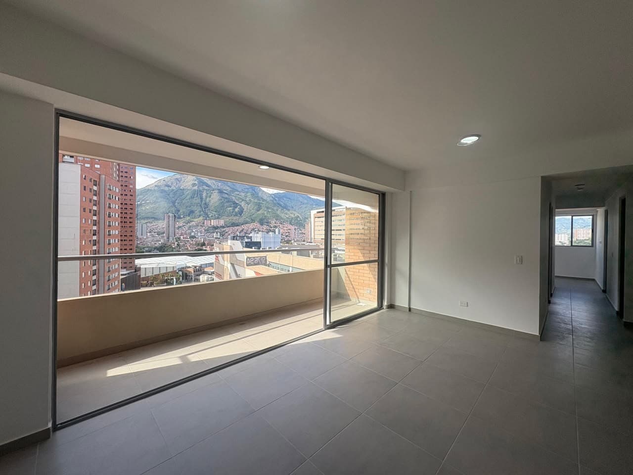 Apartment for Rent - Fabricato Neighborhood, Bello