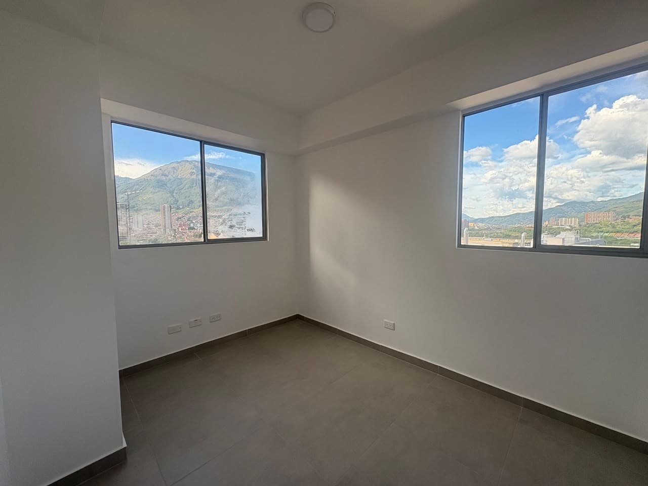Apartment for Rent - Fabricato Neighborhood, Bello