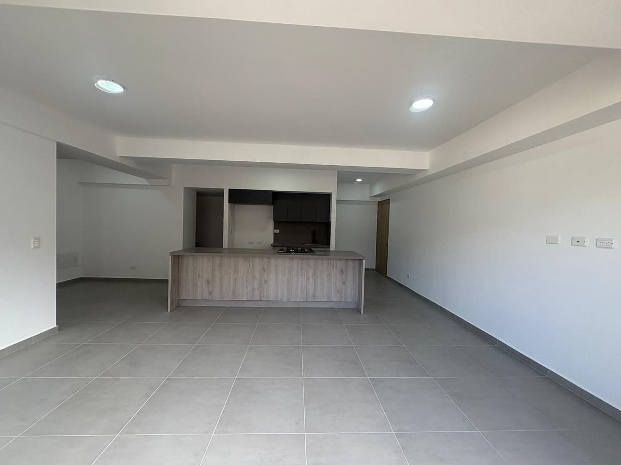 Apartment for Rent - Fabricato Neighborhood, Bello