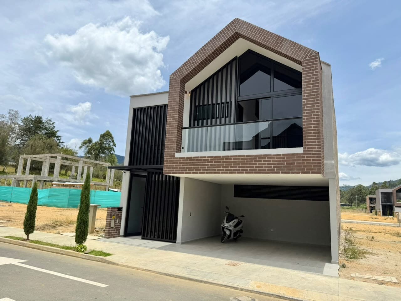 House for Sale - La Colombiere, La Ceja Area