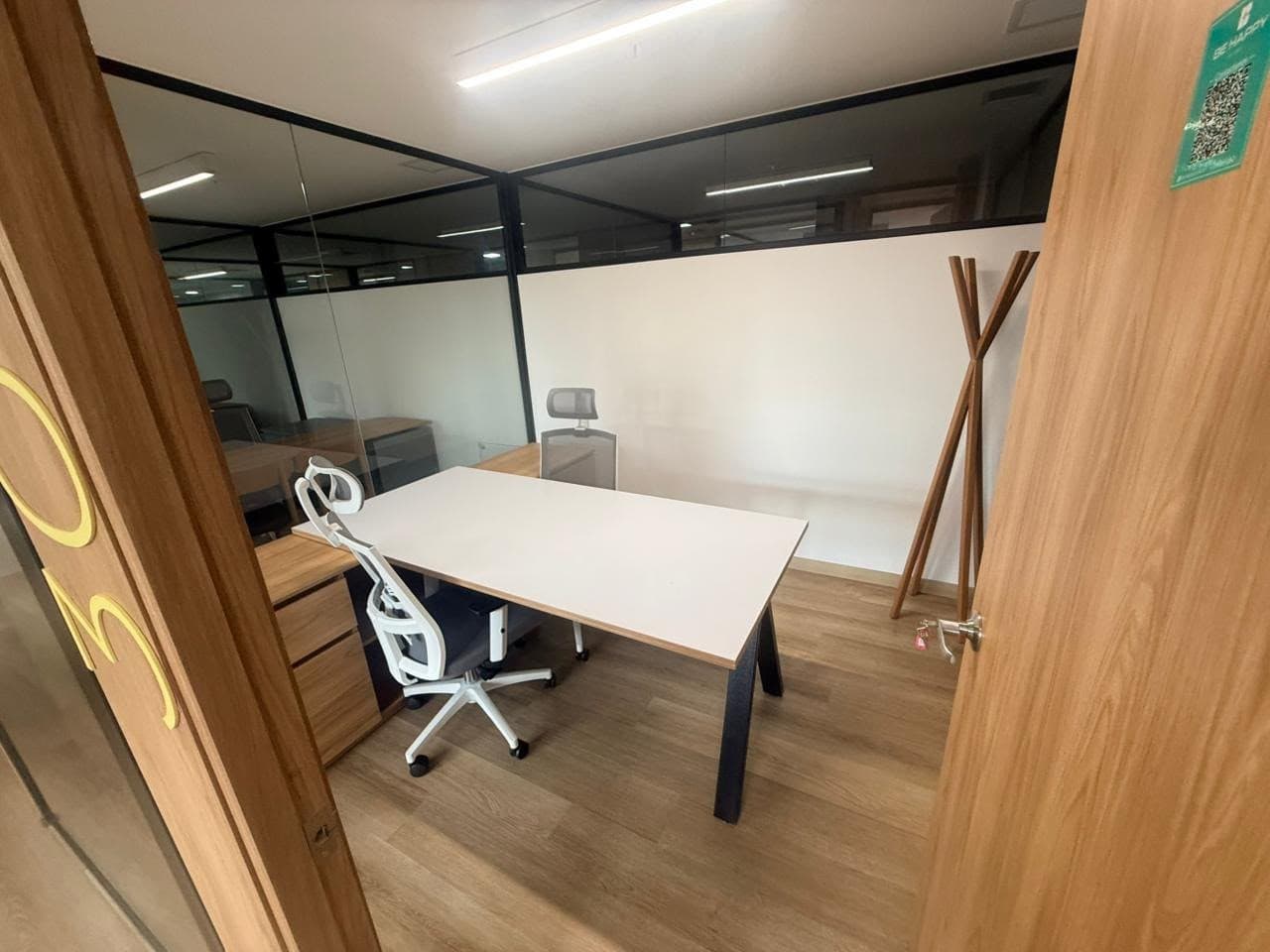 Office for Rent - Laureles Area, Estadio