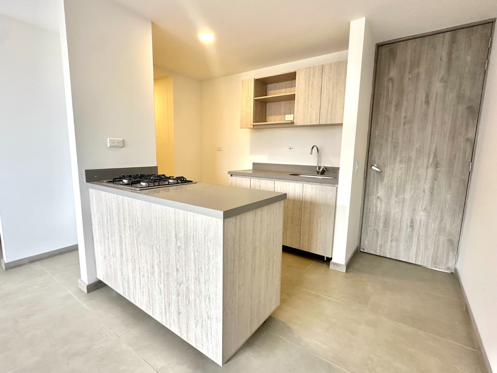 Apartment for Rent - Bello Neighborhood, Cabañas