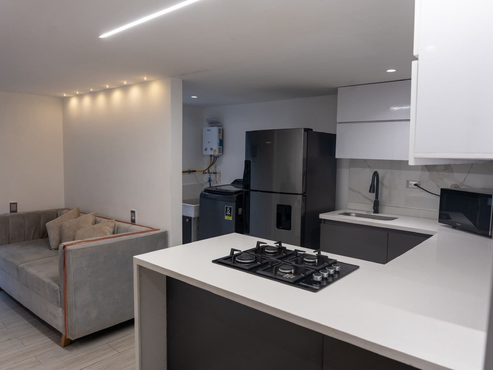 Apartment for Rent - Cabañas Bello Area