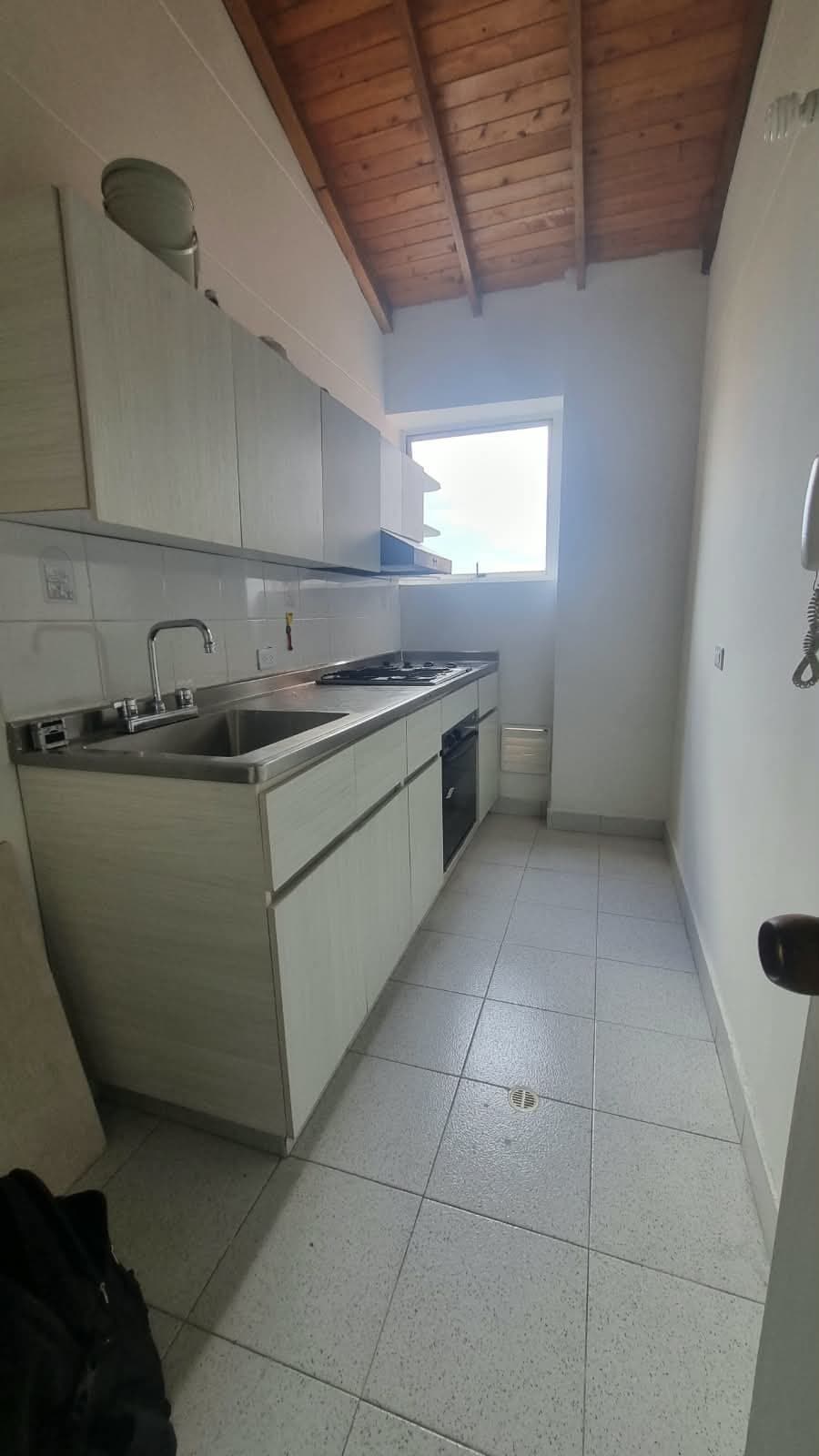 Apartamento En Arriendo- Sector Calanzas Parte Baja