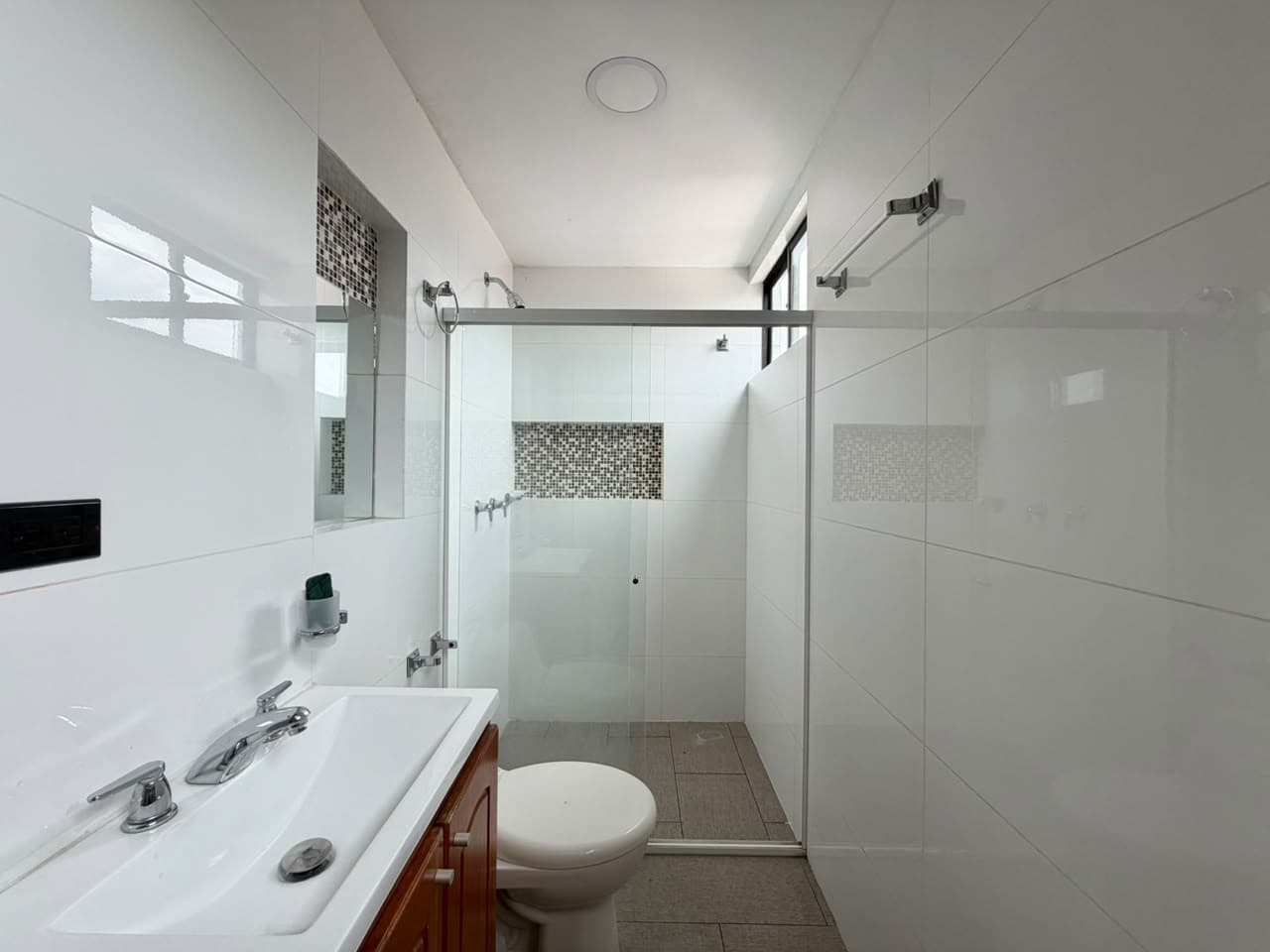 Apartaestudio En Arriendo - Edificio Baolcones de la Consolata, Laureles