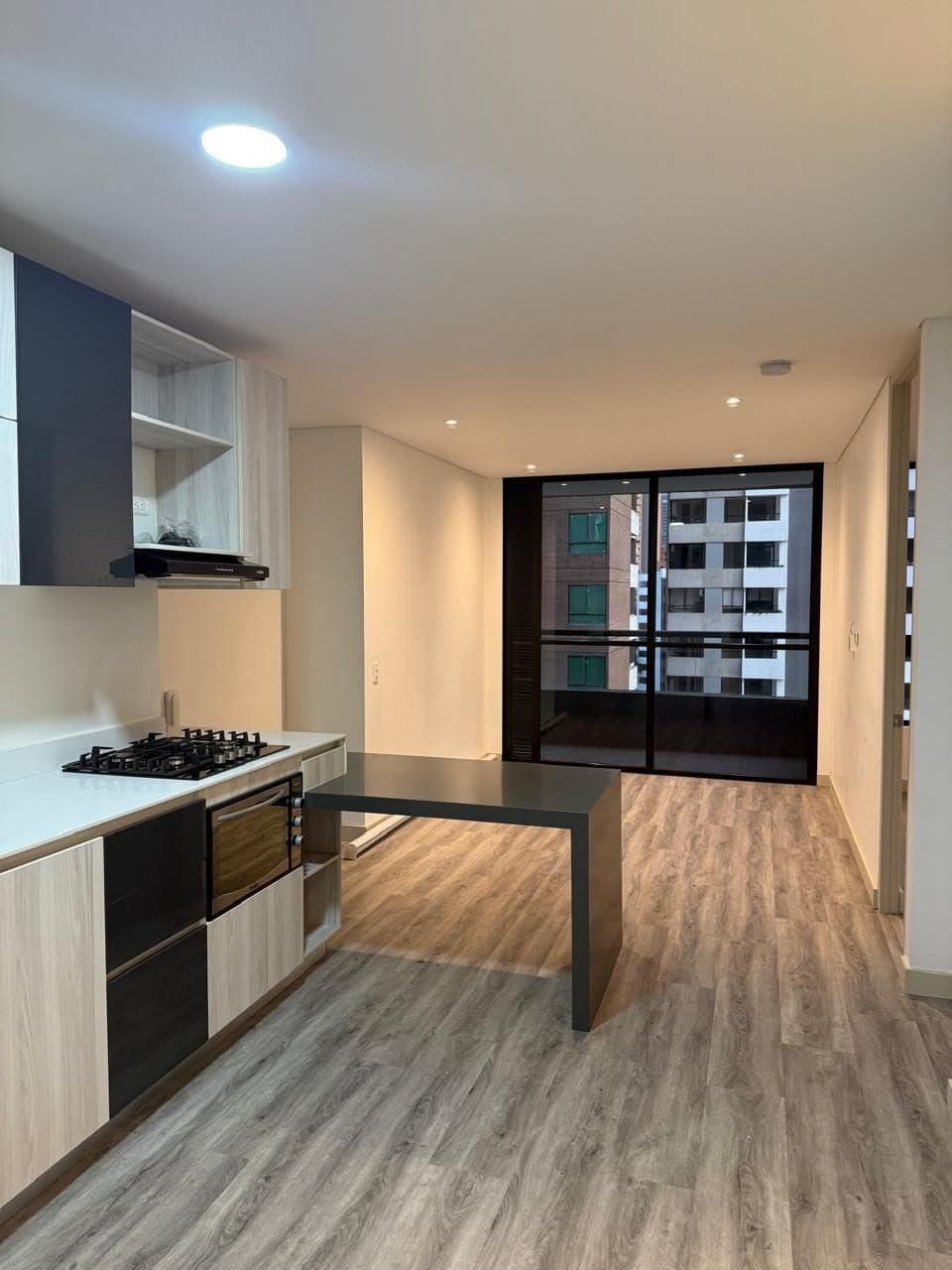 Apartaestudio En Arriendo - Sector Poblado