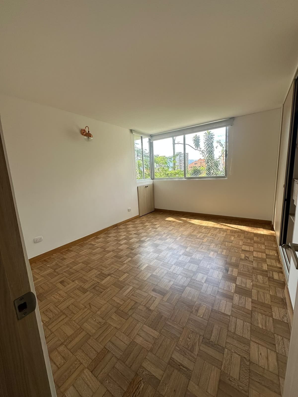 Apartamento En Arriendo - Sector El Tesoro, Poblado
