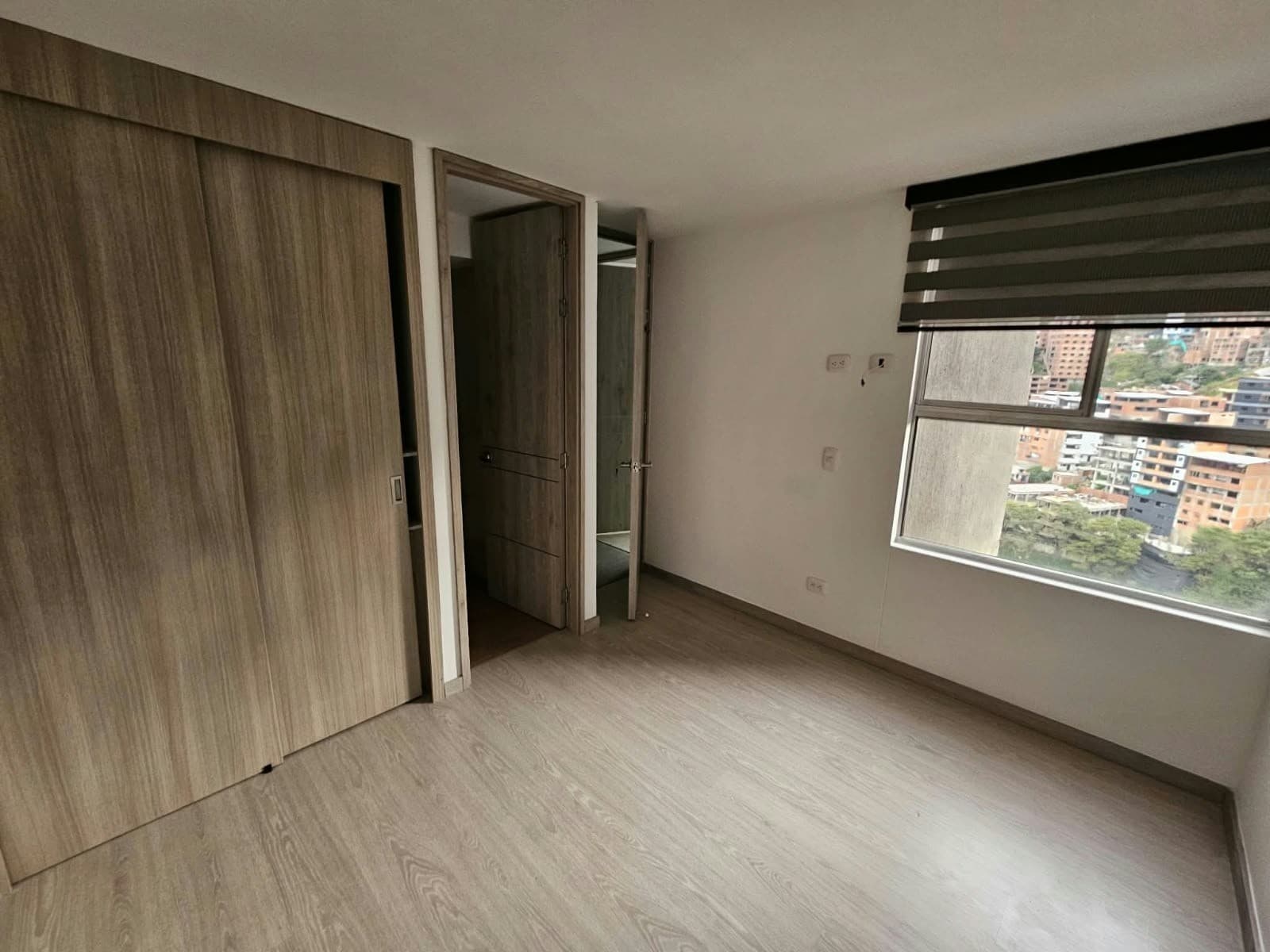 Apartamento En Arriendo - Sector Loma de Los Bernal, Belen