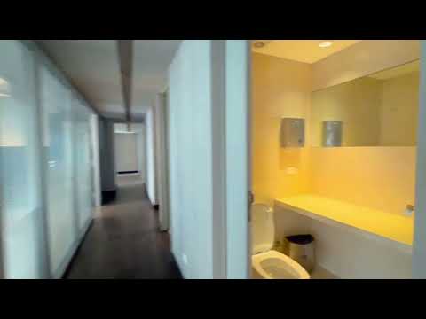 EXCEPTIONAL OFFICE IN THE QUARTIER