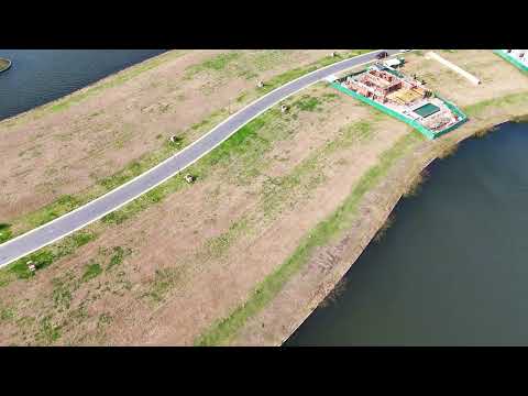 Land for sale with a northwest-facing view of the lake in Amarras Puertos Escobar