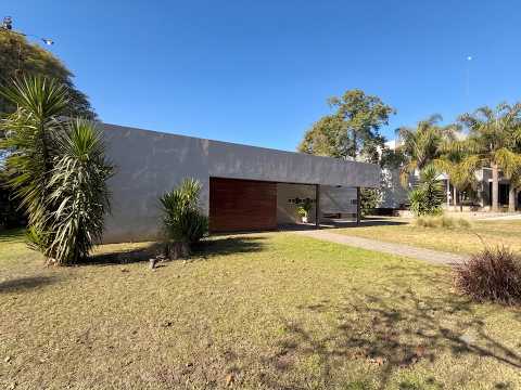 Single-story house in Las Delicias