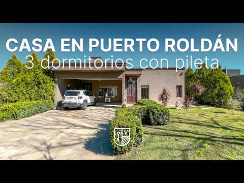 Single-story 3-bedroom house with a pool, Puerto Roldan